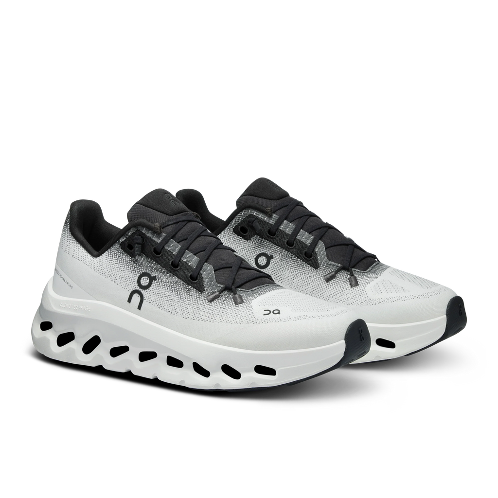 Cloudtilt - Black | Ivory